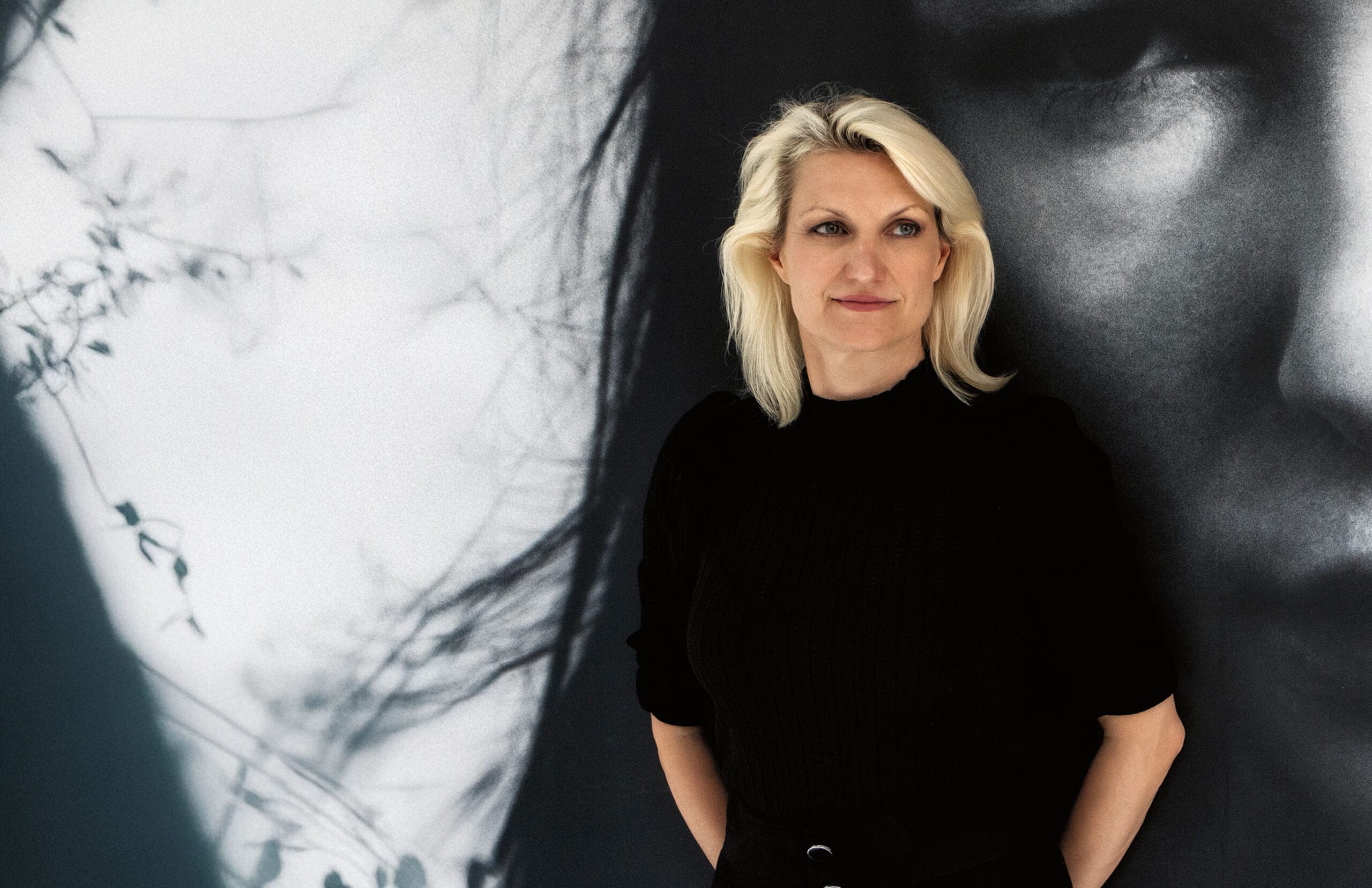 Sara Donkers – HEAR ME