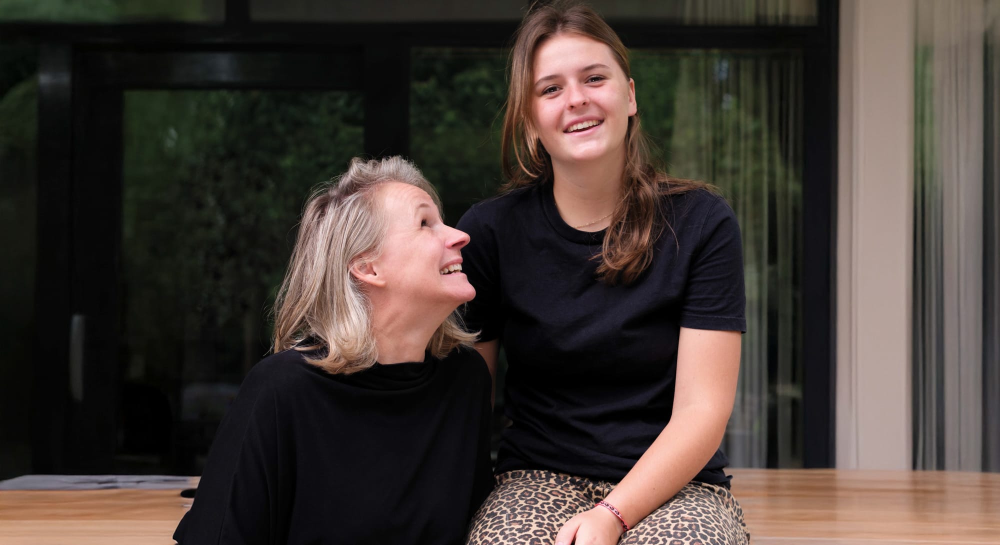 School op woelige baren